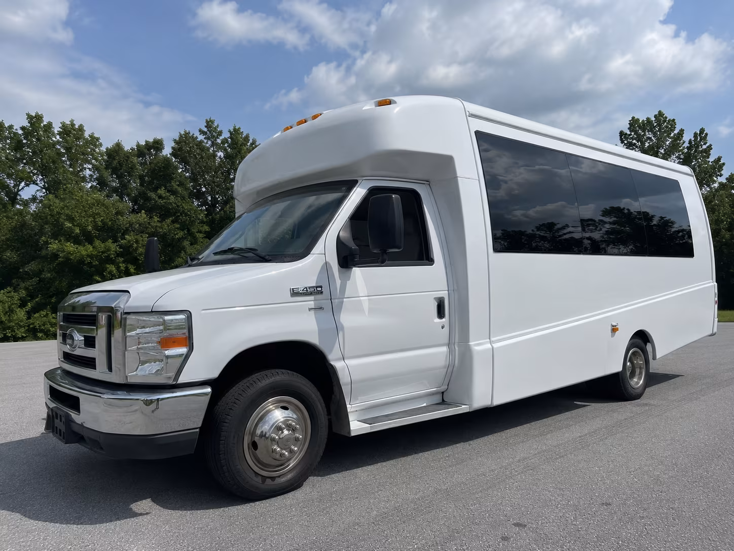 Lenexa Sporting Event Transportation