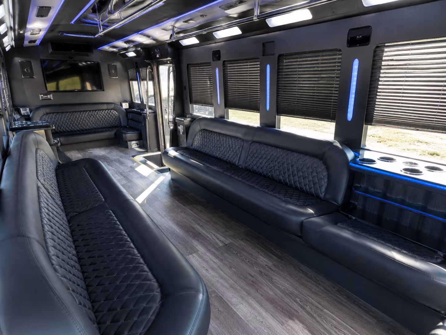 Olathe Birthday, Sweet 16, & Quinceañera Transportation party bus exterior